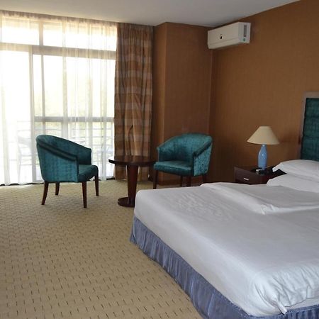 Hotel Villa Portofino คิกาลี ภายนอก รูปภาพ
