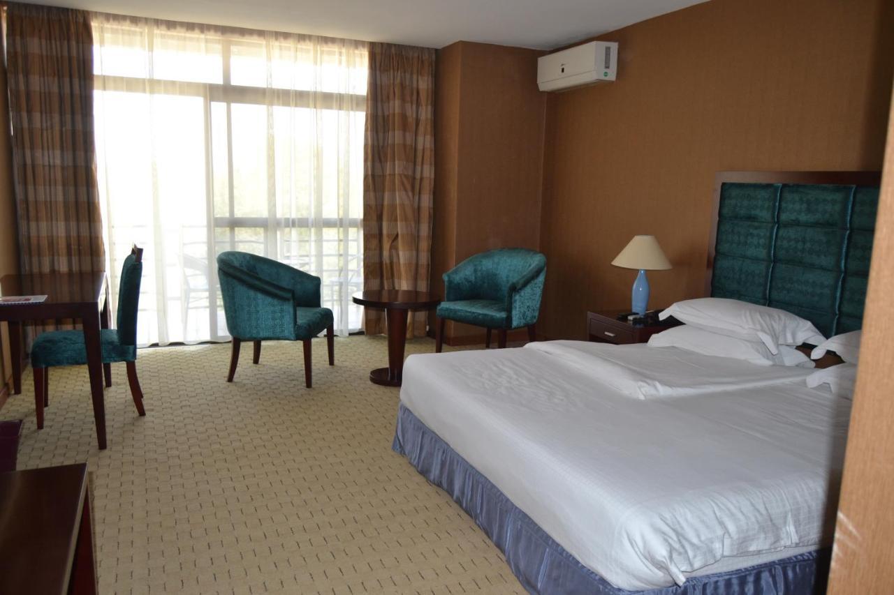 Hotel Villa Portofino คิกาลี ภายนอก รูปภาพ